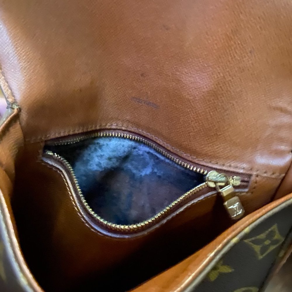 Louis Vuitton Chantilly PM. crossbody bag - Picture 8 of 10